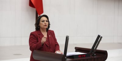 Müzeyyen Şevkin "PTT'de 300 işçi taşeronun taşeronu olarak mı çalıştırılacak?"