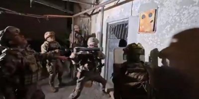 Bakan Yerlikaya: "Adana merkezli düzenlenen operasyonlarda 825 kilogram eroin ele geçirdik"