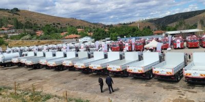 TBB’den belediyelere 62 araç hibesi