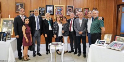 Üç boyutlu kağıt rölyefler sergilendi