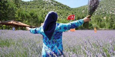 Devlet desteğiyle tarımı turizme dönüştürdüler, şimdi yüzlerce ziyaretçiyi ağırlıyorlar