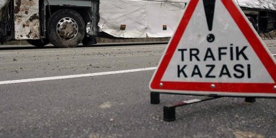 Pozantı'da katliam gibi kaza! TIR'a arkadan çarpan otomobildeki 5 kişi can verdi...