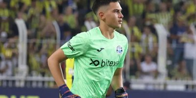 Adana Demirspor'un 16'lık genç file bekçisi Deniz Dönmezer İstanbul'un 3 büyüğü ile İngilizleri peşine taktı!