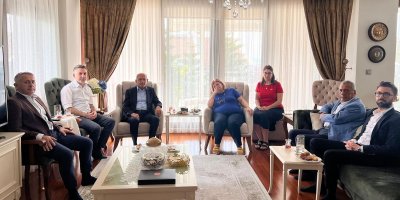 CHP Eski Genel Başkanı Kemal Kılıçdaroğlu Karalar Ailesi’ni ziyaret etti