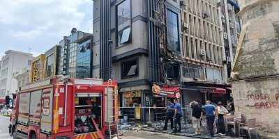Adana'da kuyumcudaki yangın paniğe neden oldu