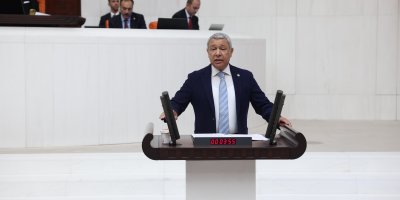 Orhan Süme: "Kamu hizmetlerini şehir merkezine toplamak göçü artırır