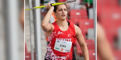 Adana'ya altın madalya! Teşekkürler Esra Türkmen!