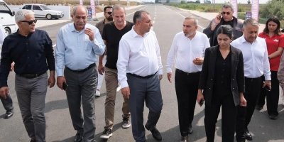 Başkan Vekilleri, Ceyhan’da çalışma alanlarını inceledi