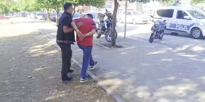 Parkta uyuşturucuyla yakalandı, "Pişmanım" dedi