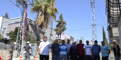 Adana'da yaşanan elektrik kesintileri isyan ettirdi