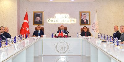 Sahipsiz hayvanların toplanmasına yönelik çalışmalar görüşüldü