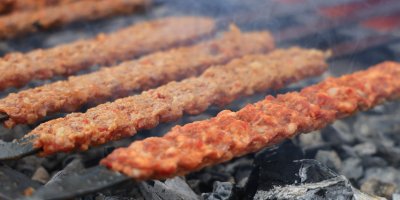 Adana Kebabında karbonat, hamur ve ekmek hilesine dikkat