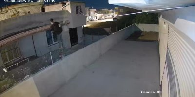 Çatıdan tırmanıp hırsızlık yaptı, yakalanınca "Hatırlamıyorum" dedi