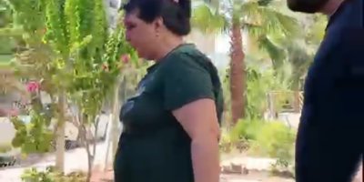 Kızını bıçakla kovalayan anne gözaltında