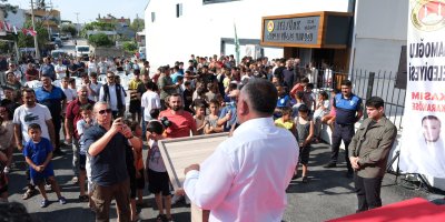 Güngör Geçer, Zeydan Karalar’ın; vatandaşın sorunlarını birinci ağızdan dinleme hassasiyetini sürdürüyor.