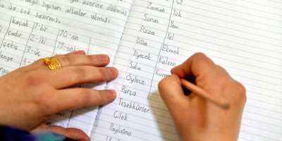 Adana’da, okuma yazma bilmeyenlerin sayısı 5 yılda bakın ne kadar azaldı...