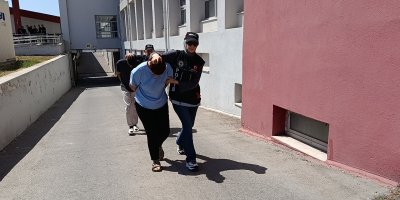 Araçta 5 kilo esrar ile yakalandılar: ''Haberimiz yok'' savunması yaptılar