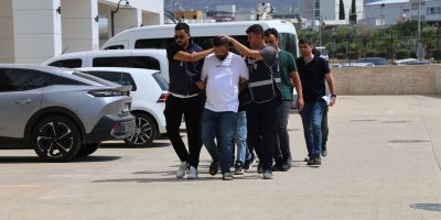 3 günde 2 defa iş yerini kuşunlamışlardı: Terlikli şebeke polis operasyonuyla yakalandı