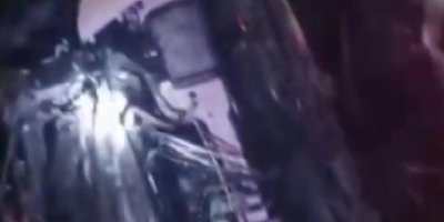 Kamyon şarampole devrildi: Sürücünün eşi hayatını kaybetti