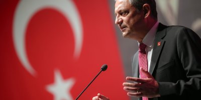 CHP Genel Başkanı Özel: ”Kemal beyin kayyumluğu kabul etmesine ihtimal vermem”