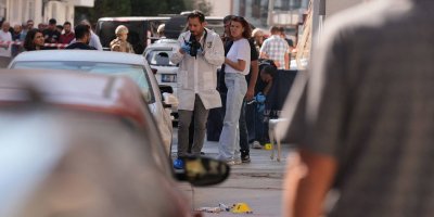 İzmir'de karakola saldıran 16 yaşındaki çocuk öldü!