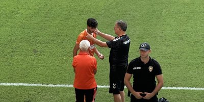 Adanaspor'da utanç tablosu! Sakatlanan futbolcuya rakip takım doktoru baktı!