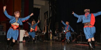 Huzurevi sakinlerine ''Sevgi Engel Tanımaz'' etkinliği düzenlendi