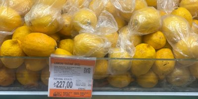 Narenciyenin Başkenti Adana’da, marketteki limon fiyatı tarihe geçti.