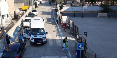 Kırsal mahallelerin öğrencileri servisle tanıştı