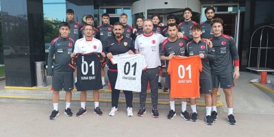 Turbeyler Grubu, Adanasporlu futbolcuyu yalnız bırakmadı!