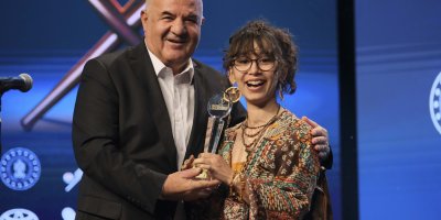 Bu yıl 32. düzenlenen Altın Koza Film Festivali’nin galasında neler yaşandı?  İşte tüm ayrıntılar…!