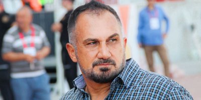 Hedefteki teknik direktör basınının karşısına çıkıyor