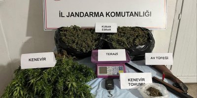 Adana'da 10 kilodan fazla esrar ele geçirildi