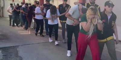 Adana'da fuhuş şebekesine operasyon: 14 kişi tutuklandı