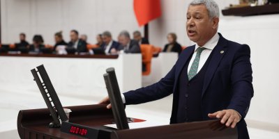 Orhan Sümer: Sarayın tek derdi lüks hayat!