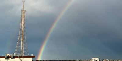 Yağmur sonrası oluşan gökkuşağı hayran bıraktı