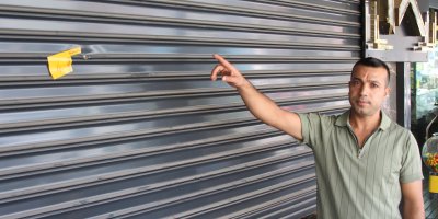 Adana'da iş yeri iki defa kurşunlandı: "El bombası attıracağım" diyerek haraç istemeye başladılar