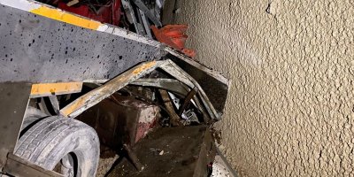 Adana'da vinç kazası: 2 kişi yaralandı