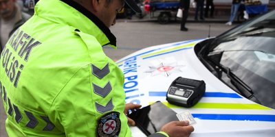 Adana'da, geçtiğimiz hafta sürücülere ceza yağdı