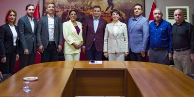 Burhanettin Bulut, Seyhan ve Yüreğir örgütleriyle dayanışma mesajı verdi