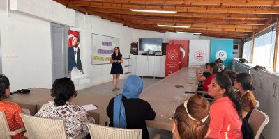 Karataş’ta, “Teknoloji Bağımlılığı” eğitimi verildi