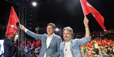 Ali Kınık, Kozan'da konser verdi