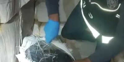 Samanların arasında milyonlarca liralık elektronik sigara ele geçirildi