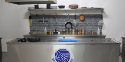 Seyhan’da dayanışmanın yeni durağı: Selman-ı Pak Mutfağı, açıldı