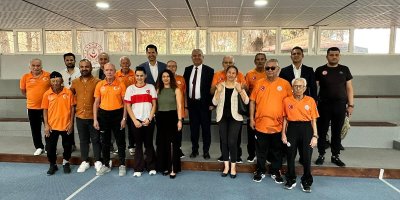 Seyhan Huzurevi sakinleri, müzik ve spor dolu bir gün geçirdi