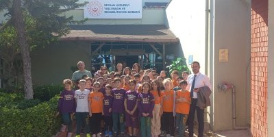 Miniklerden huzurevi ziyareti: Kuşaklar arası anlamlı buluşma