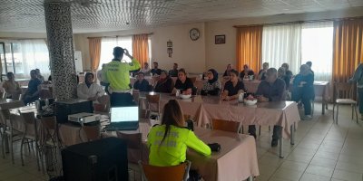 Seyhan Huzurevi personeline, 'Trafik Güvenliği Eğitimi' düzenlendi