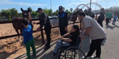 Adana'da polisler, özel çocuklarla atlı etkinlikte buluştu