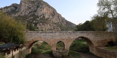 Kozan'ın tarihi ve doğal güzel alanı da kuraklıktan nasibini aldı