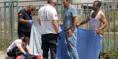 Sulama kanalında sürüklenen kadını bir vatandaş çıkardı